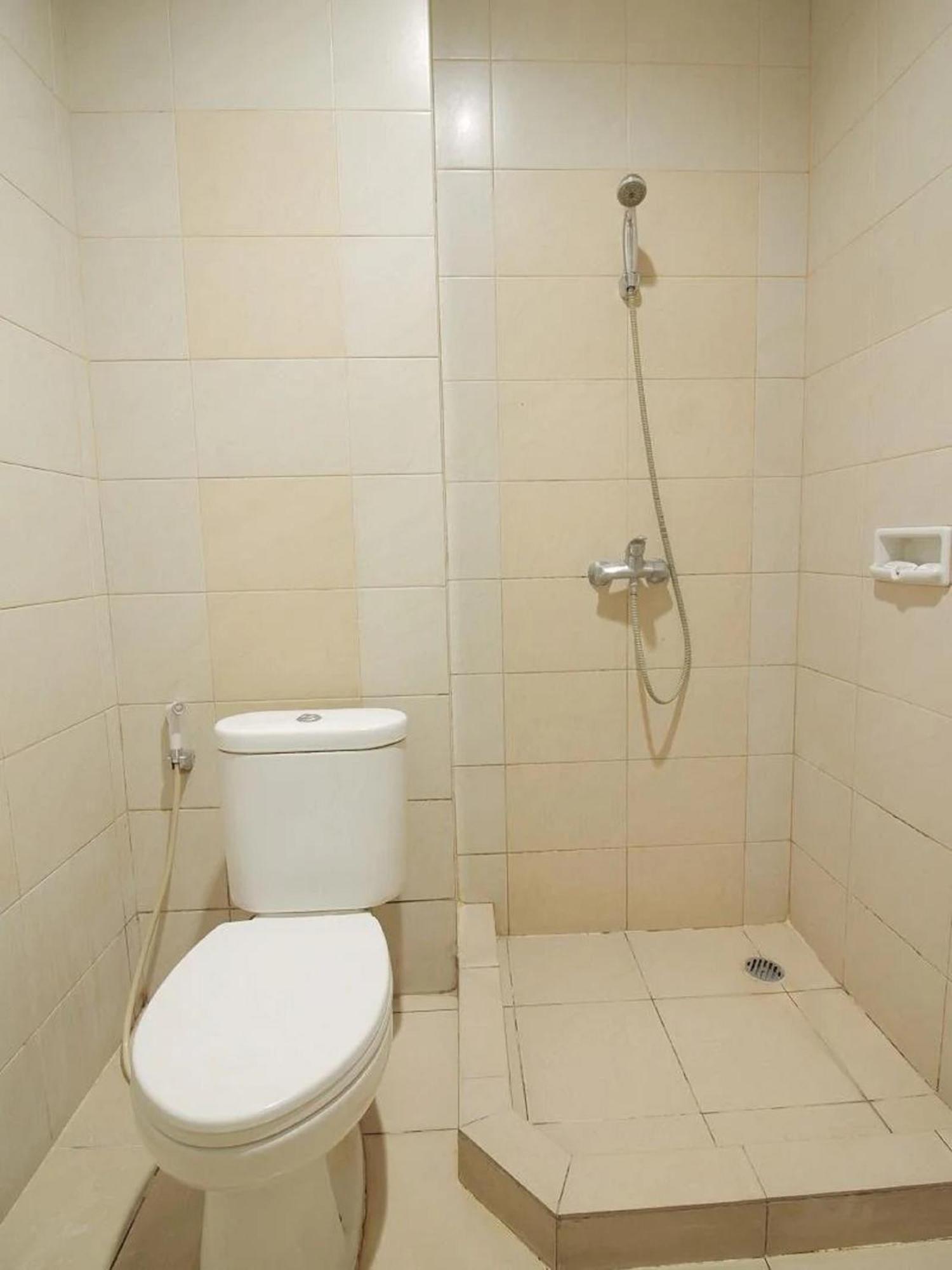 Capital O Galaxy Hotel 3*